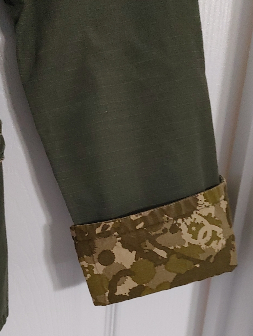 DC Olive Green Canvas Field Jacket with Camo Cuff Detail Size Medium - Picture 4 of 8